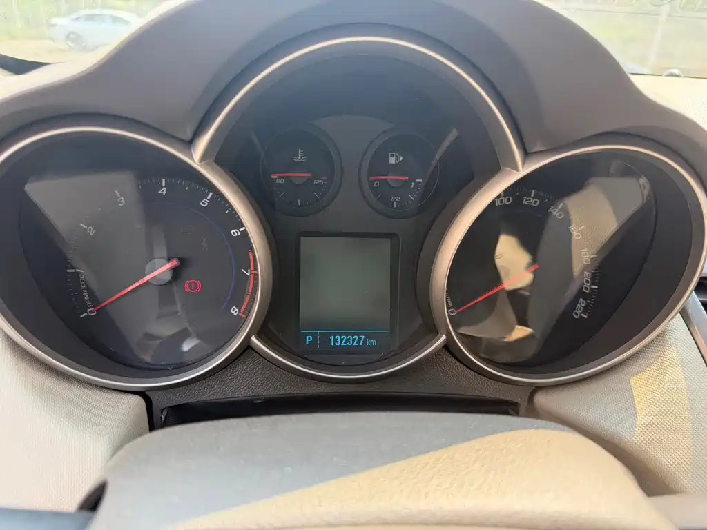 Chevrolet Cruze — миниатюра 6