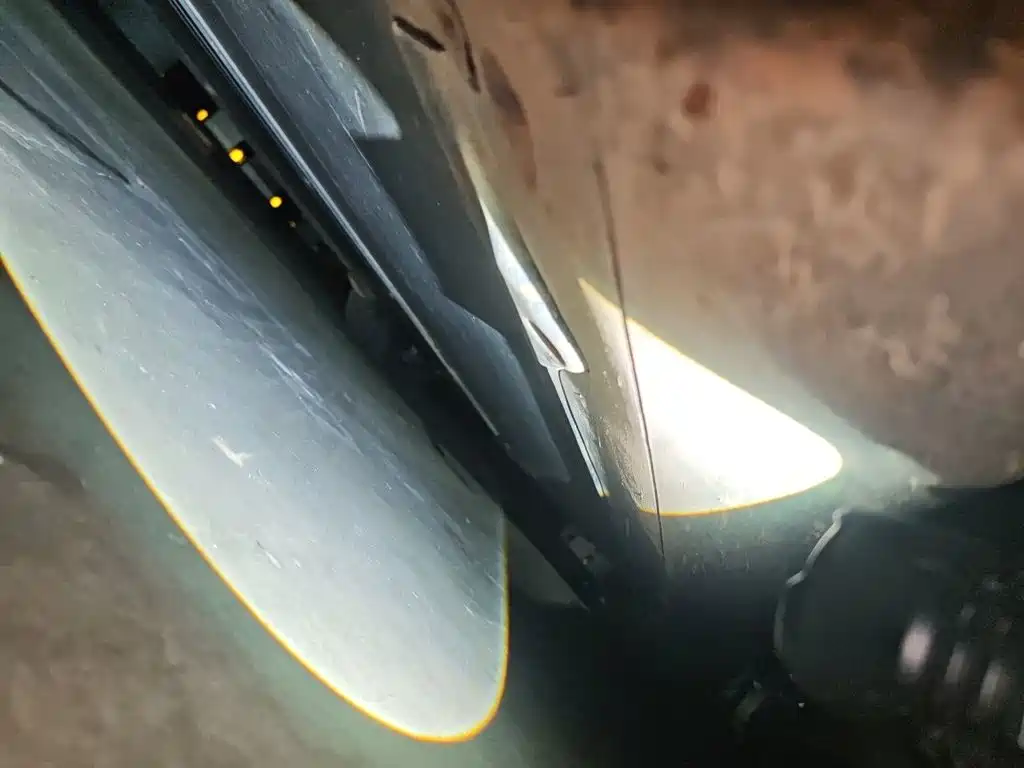 Tesla Model Y — миниатюра 19