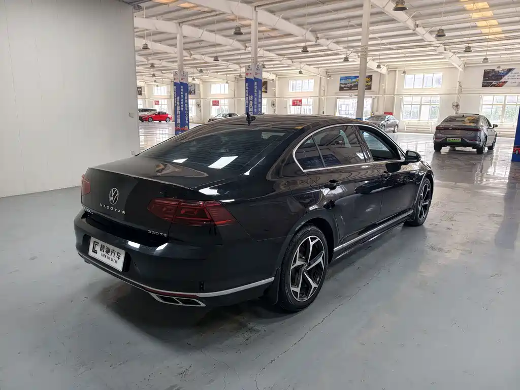 Volkswagen Magotan — миниатюра 4
