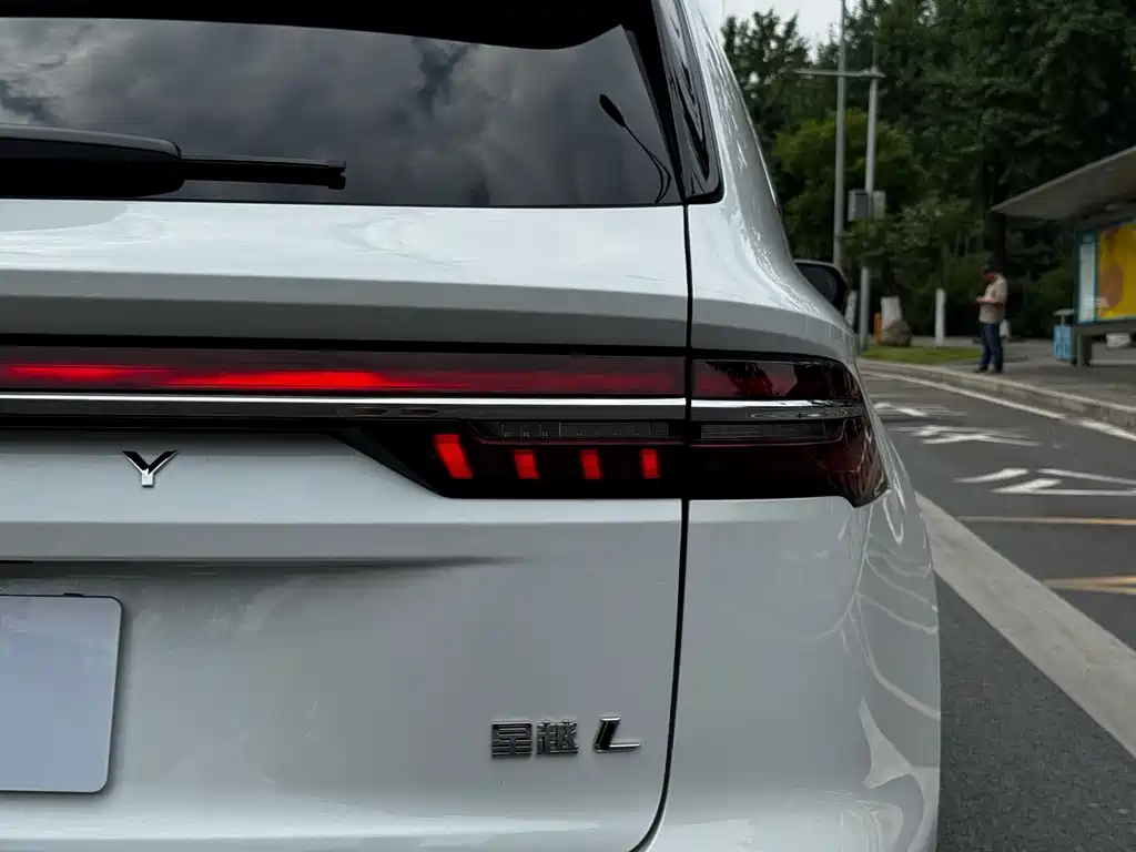 Geely Xingyue L — миниатюра 27