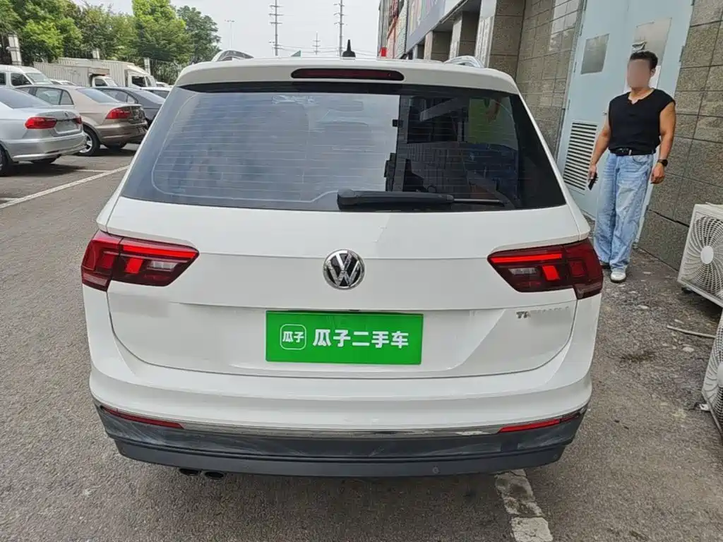 Volkswagen Tiguan L — миниатюра 6
