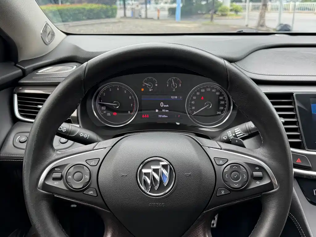 Buick LaCrosse — миниатюра 19