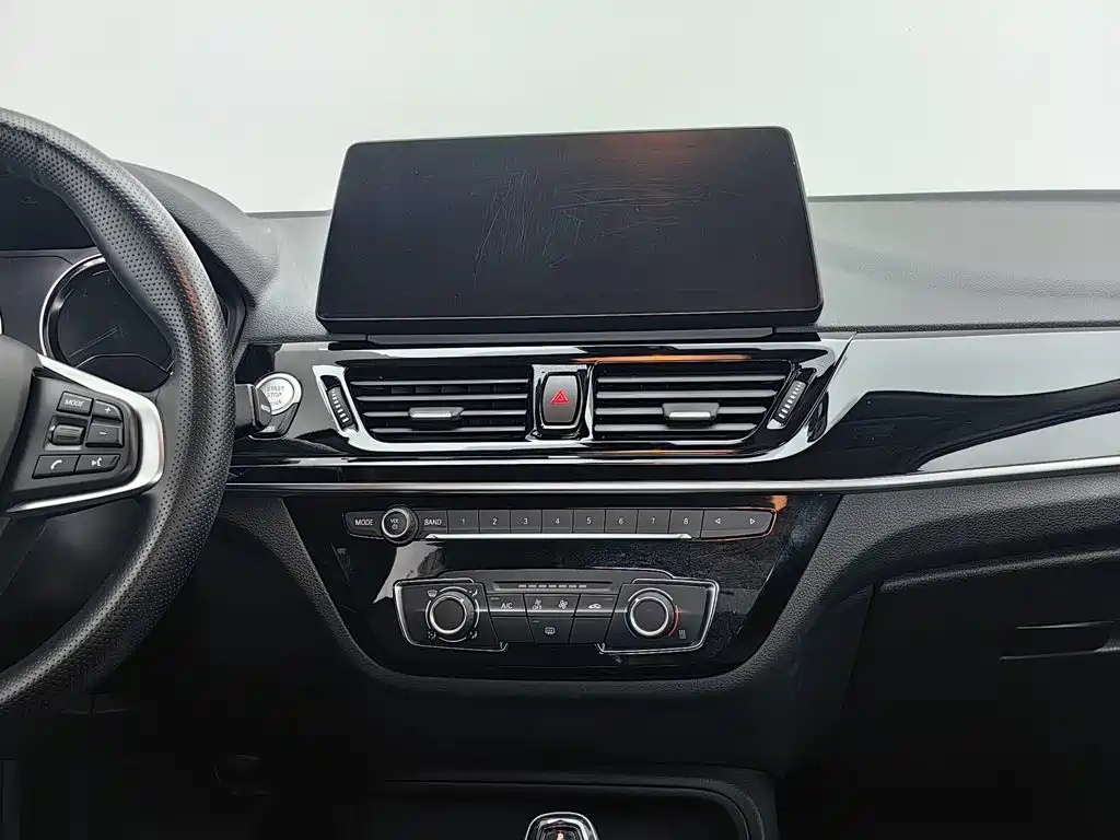BMW 1 Series — миниатюра 12