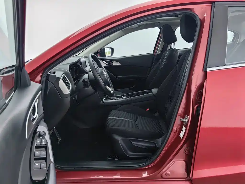 Mazda 3 Axela — миниатюра 10