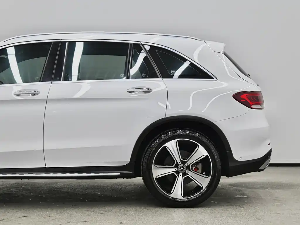 Mercedes-Benz GLC — миниатюра 22