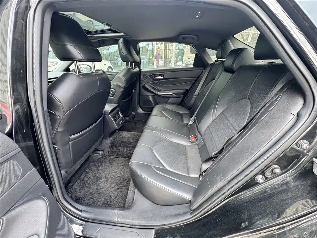 Toyota Avalon — миниатюра 5