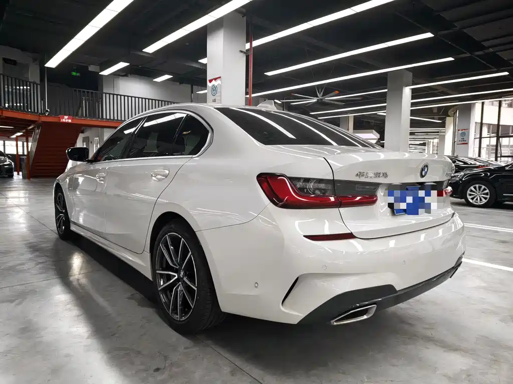 BMW 3 Series — миниатюра 19