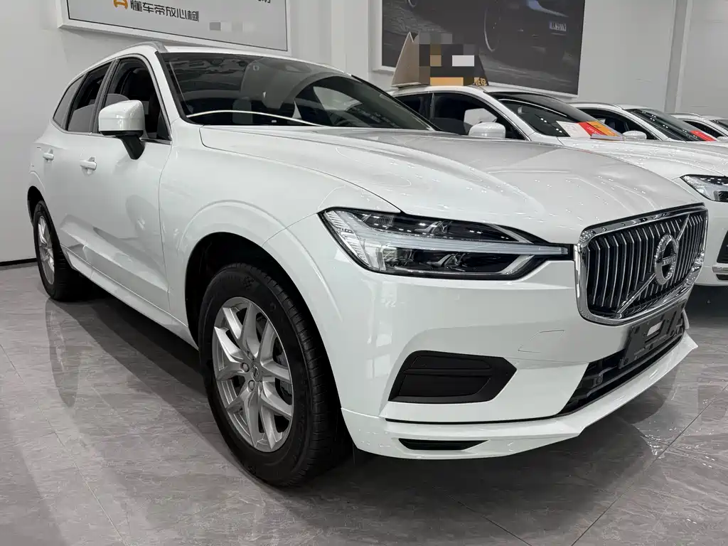 Volvo XC60 2019 T5 V