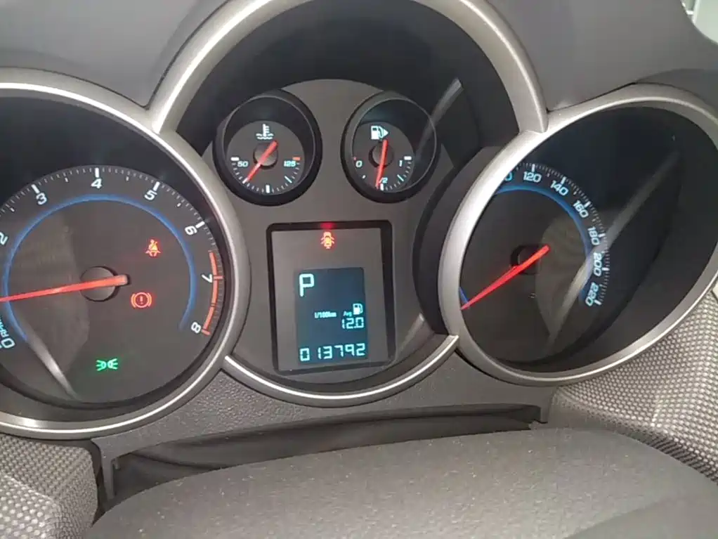 Chevrolet Cruze — миниатюра 12