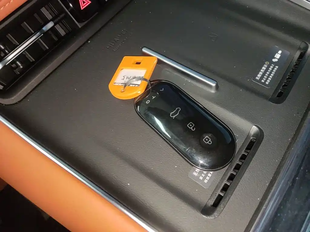 AITO AITO M5 — миниатюра 9