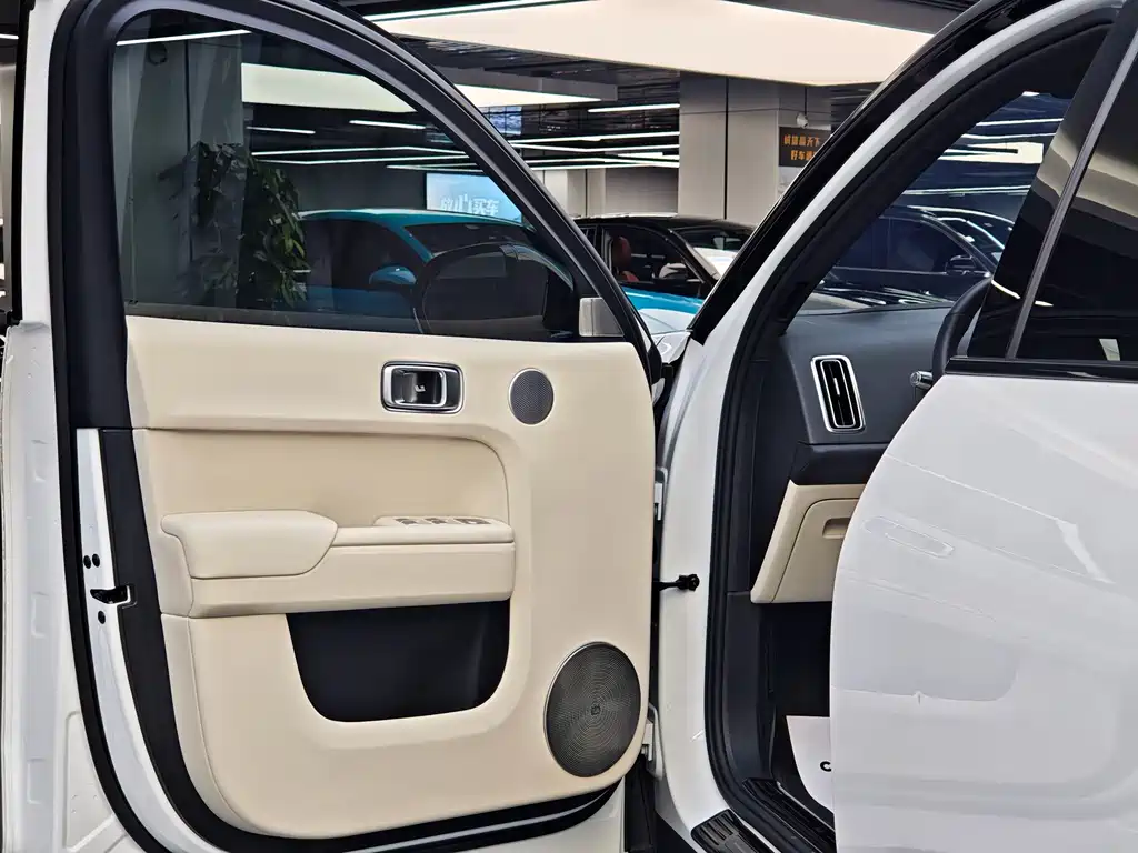 Li Auto Li L7 — миниатюра 13
