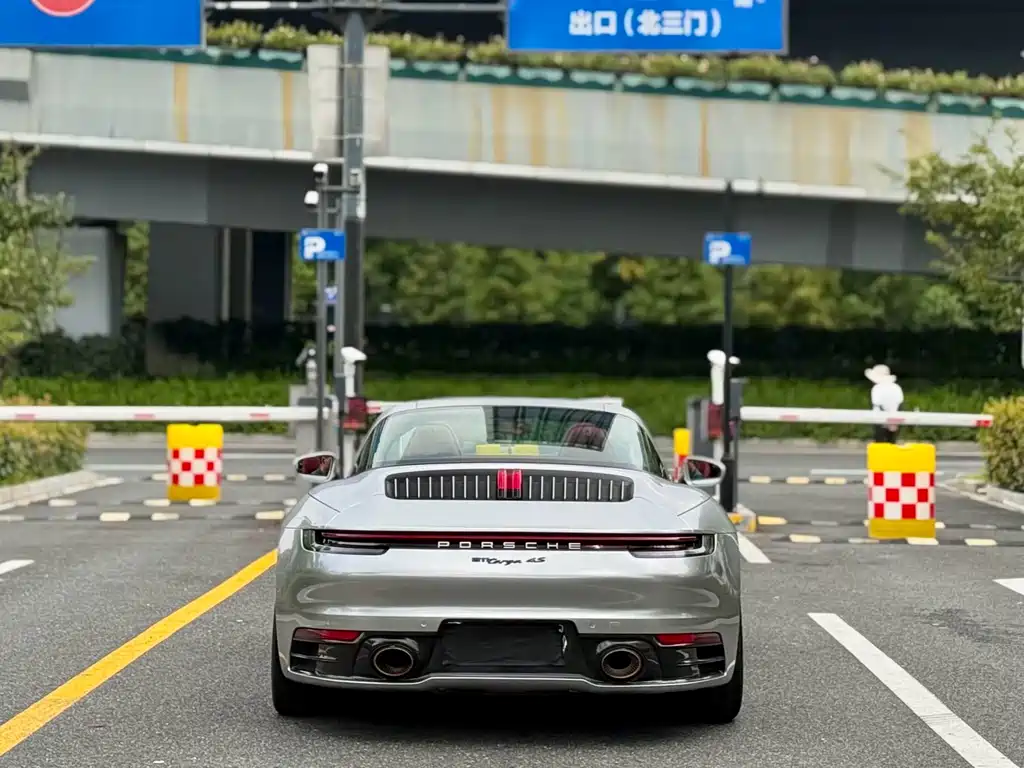 Porsche 911 — миниатюра 8