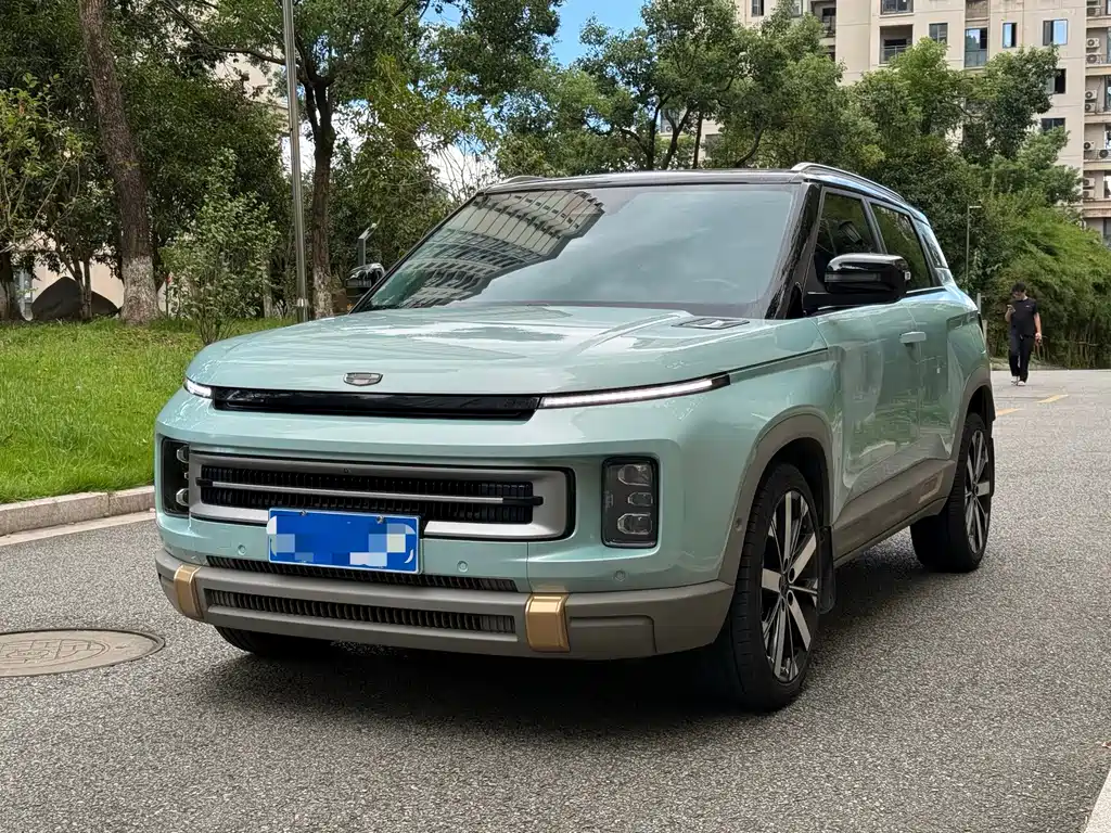 Geely Icon