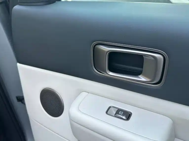 Li Auto Li MEGA — миниатюра 15