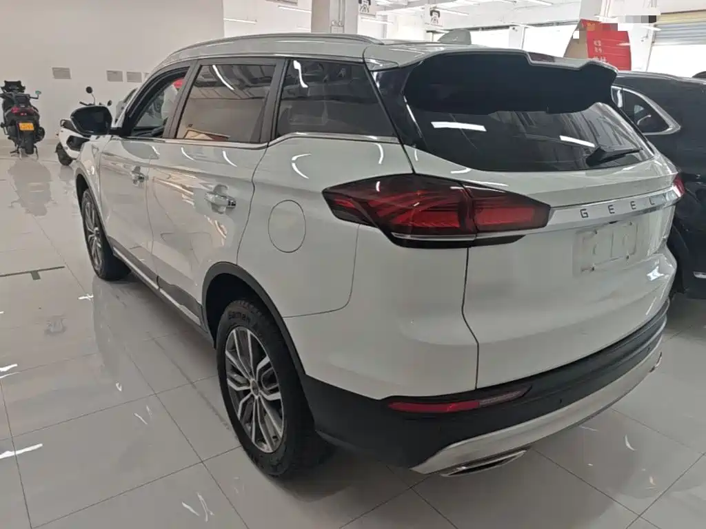 Geely Boyue — миниатюра 5