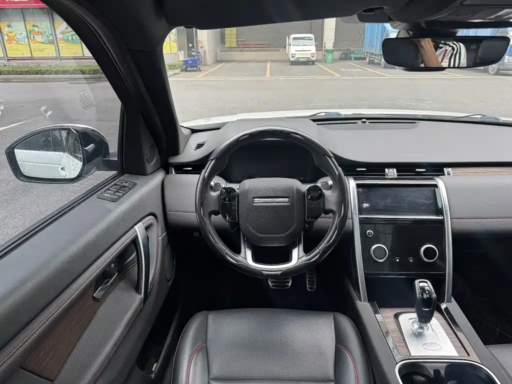 Land Rover Discovery Sport — миниатюра 3