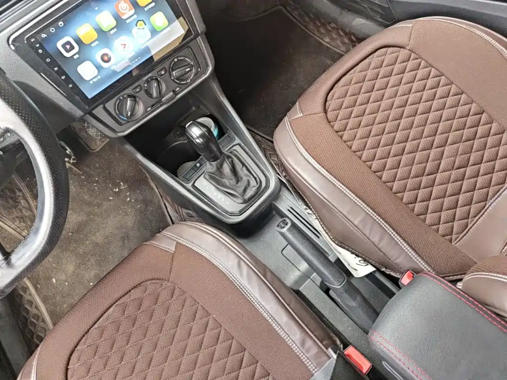 Volkswagen Santana — миниатюра 14