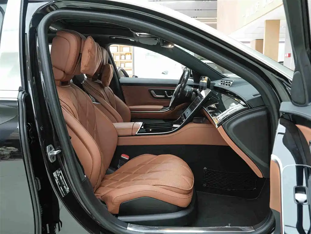 Mercedes-Benz S-Class — миниатюра 12