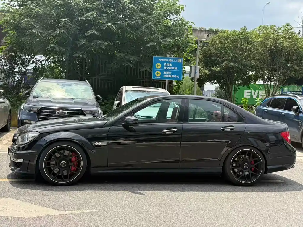 Mercedes-Benz C-Class AMG — миниатюра 5