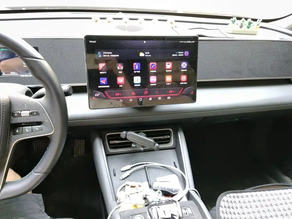 BYD Qin L — миниатюра 6