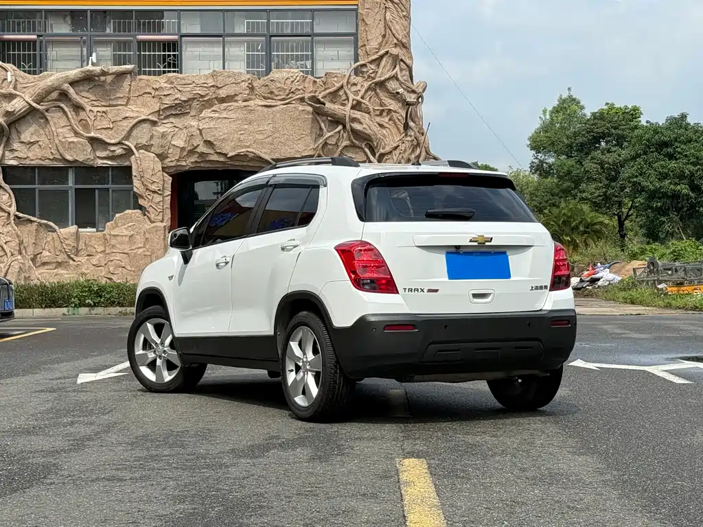 Chevrolet Trax — миниатюра 3