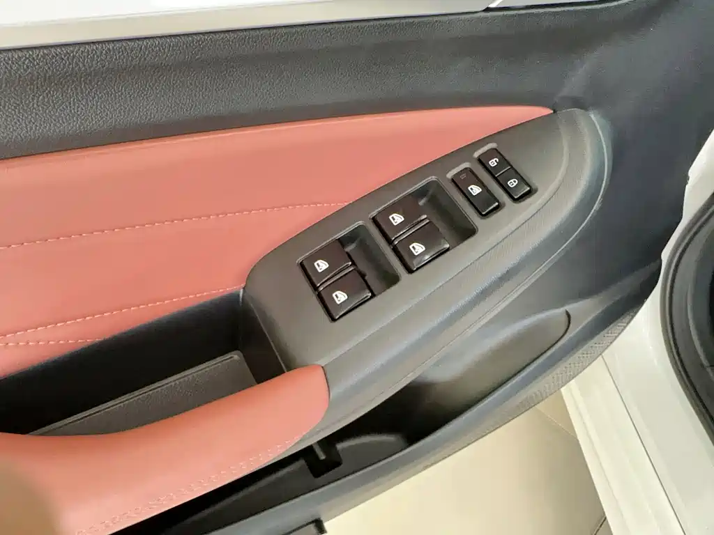Changan Eado — миниатюра 13