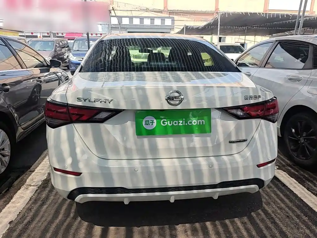 Nissan Sylphy — миниатюра 6