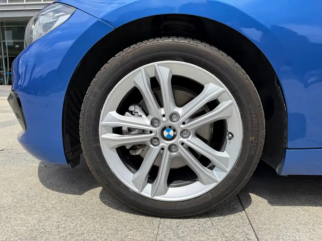 BMW 1 Series — миниатюра 12