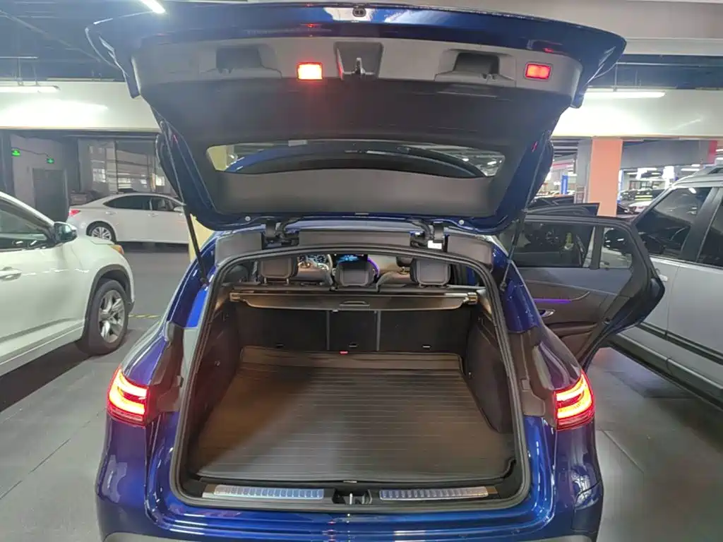 Mercedes-Benz EQC — миниатюра 19