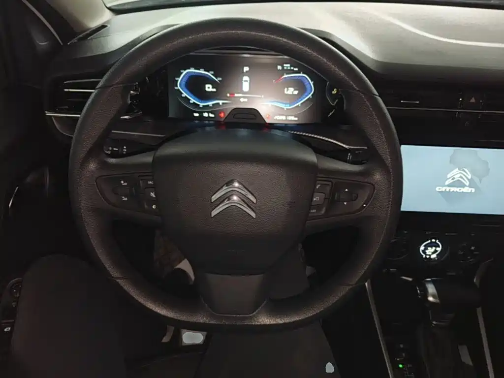 Citroen C3-XR — миниатюра 11