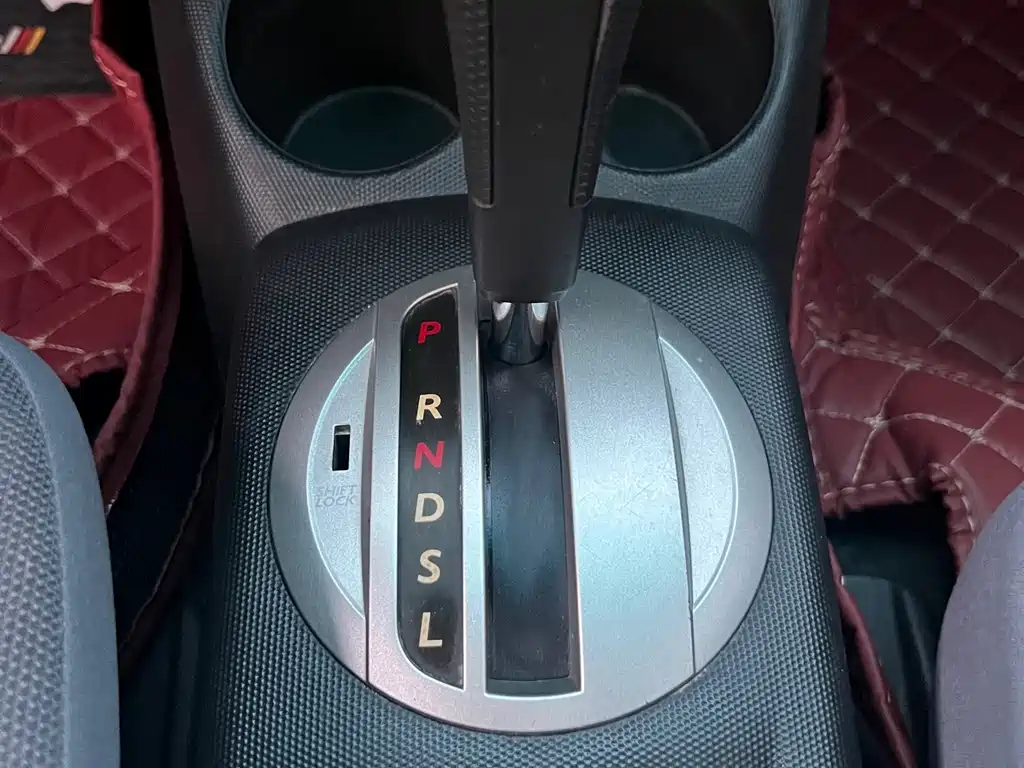 Honda Fit — миниатюра 12