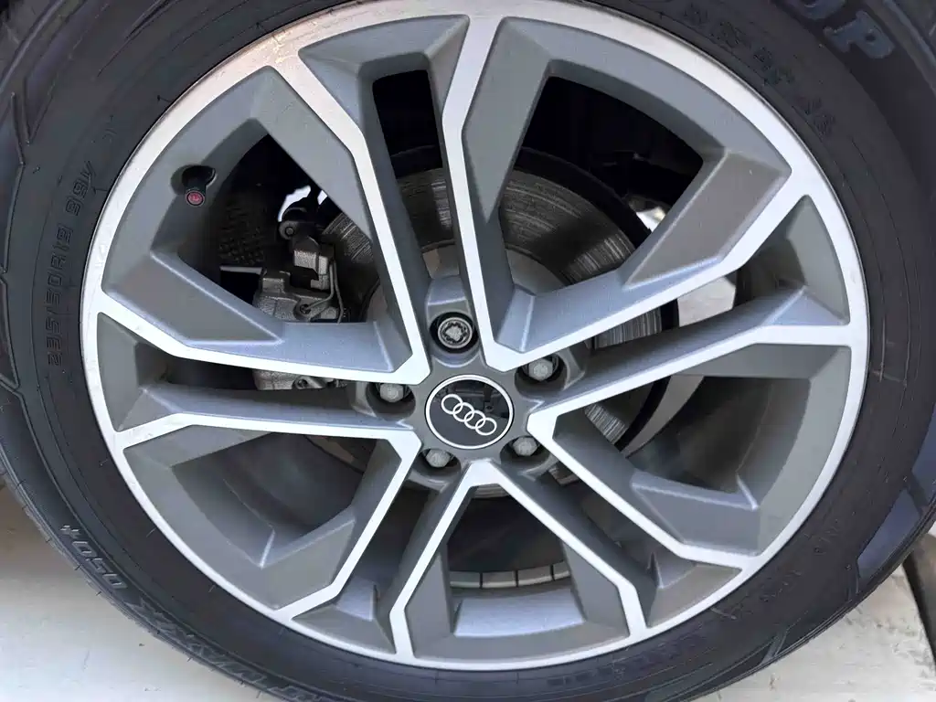 Audi Q3 — миниатюра 21