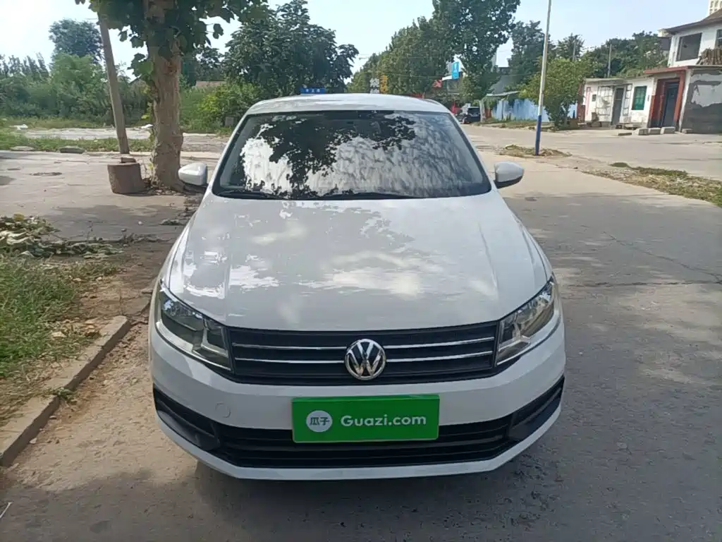 Volkswagen Santana — миниатюра 3