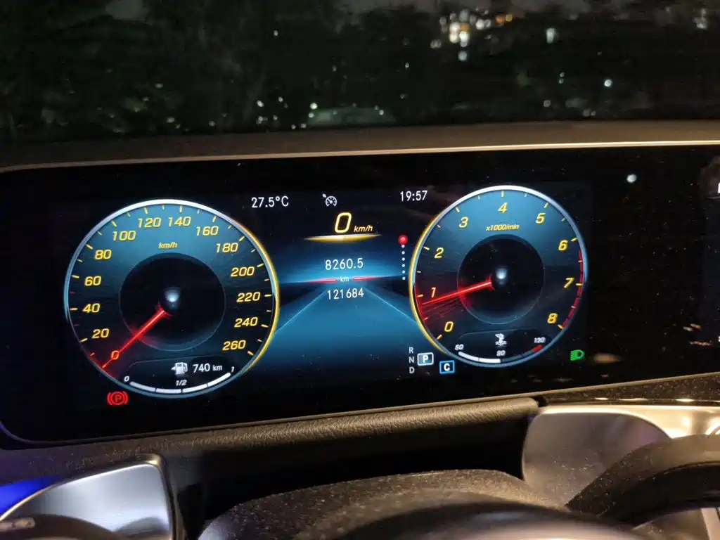 Mercedes-Benz GLB — миниатюра 12