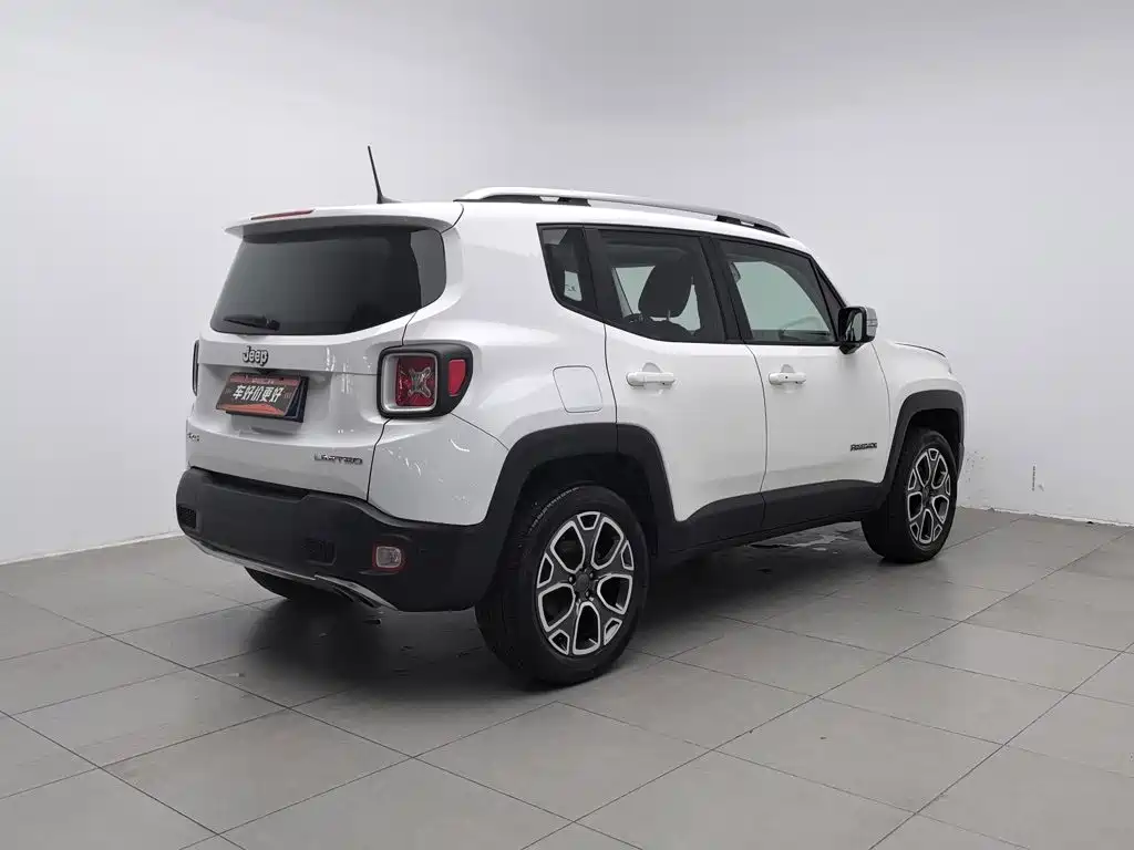 Jeep Renegade — миниатюра 2