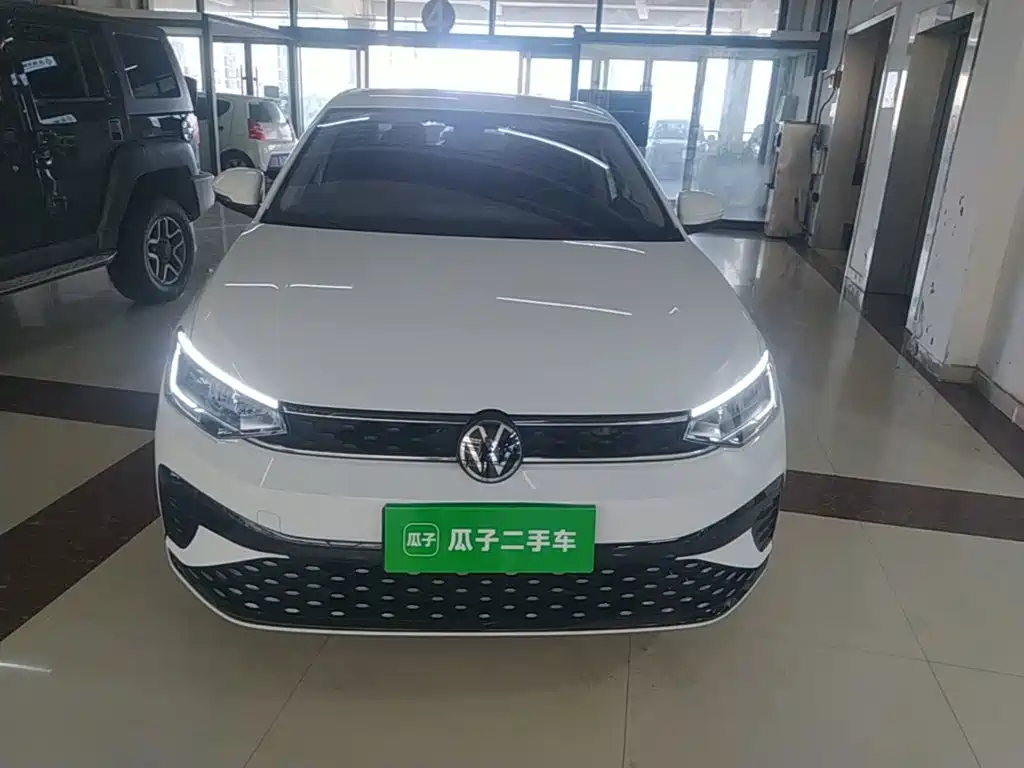 Volkswagen Lavida — миниатюра 3