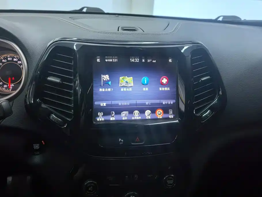 Jeep Cherokee — миниатюра 13