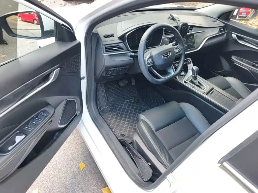 Geely Binrui — миниатюра 16