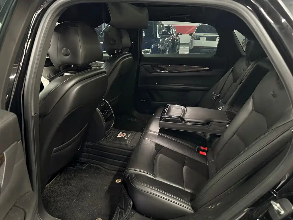 Cadillac CT6 — миниатюра 11