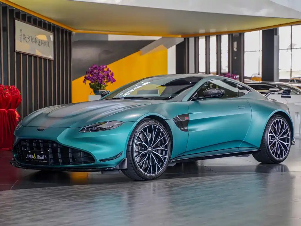 Aston Martin V8 Vantage