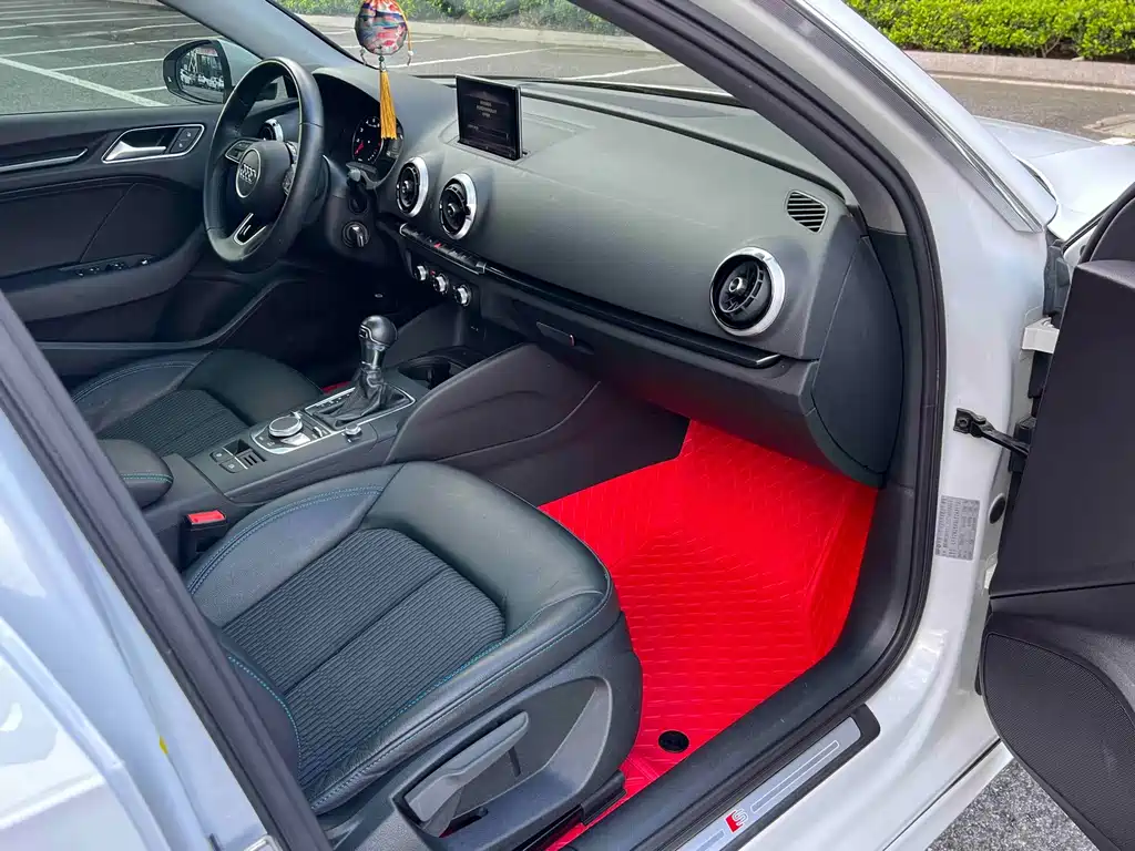 Audi A3 — миниатюра 9