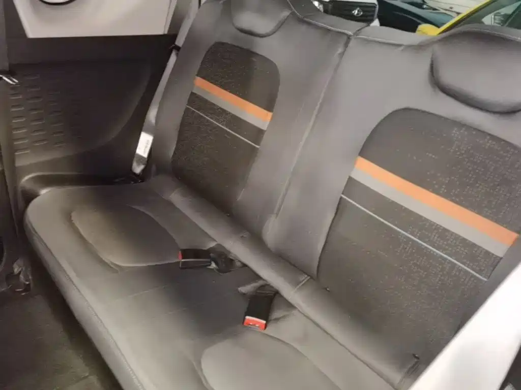 Wuling MINIEV — миниатюра 17