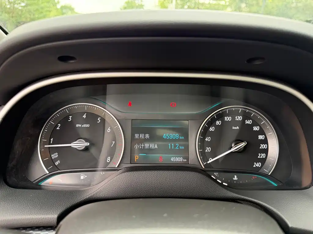 Buick Excelle — миниатюра 10