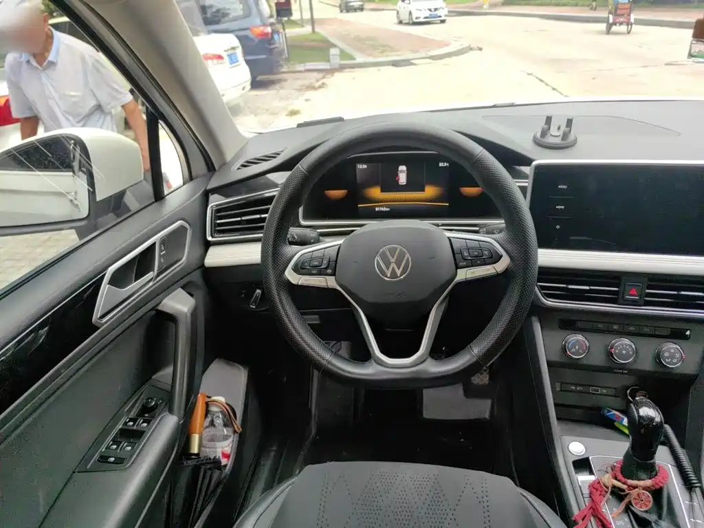 Volkswagen Tiguan L — миниатюра 6