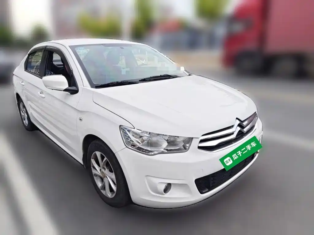 Citroen Elysee — миниатюра 3