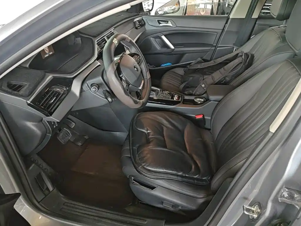 Peugeot 408 — миниатюра 15