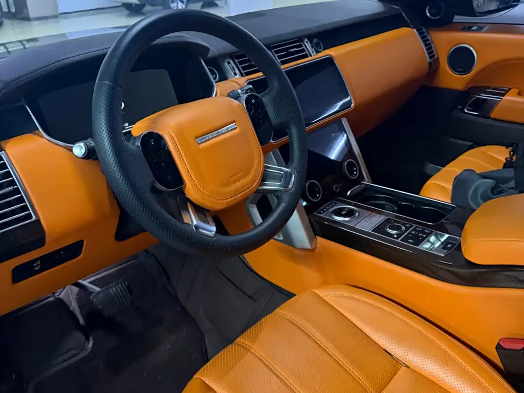 Land Rover Range Rover — миниатюра 4