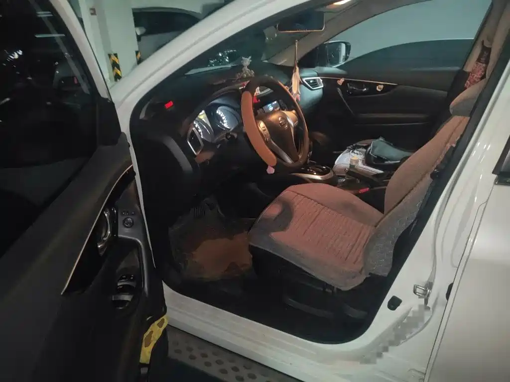 Nissan Qashqai — миниатюра 17