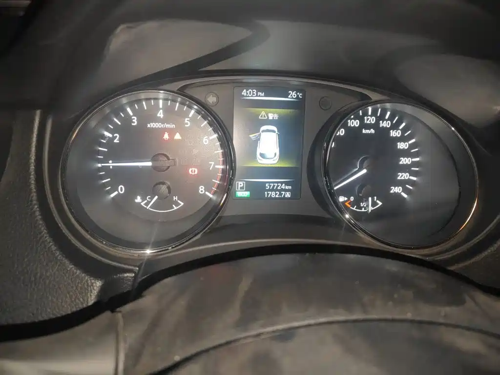 Nissan Qashqai — миниатюра 13