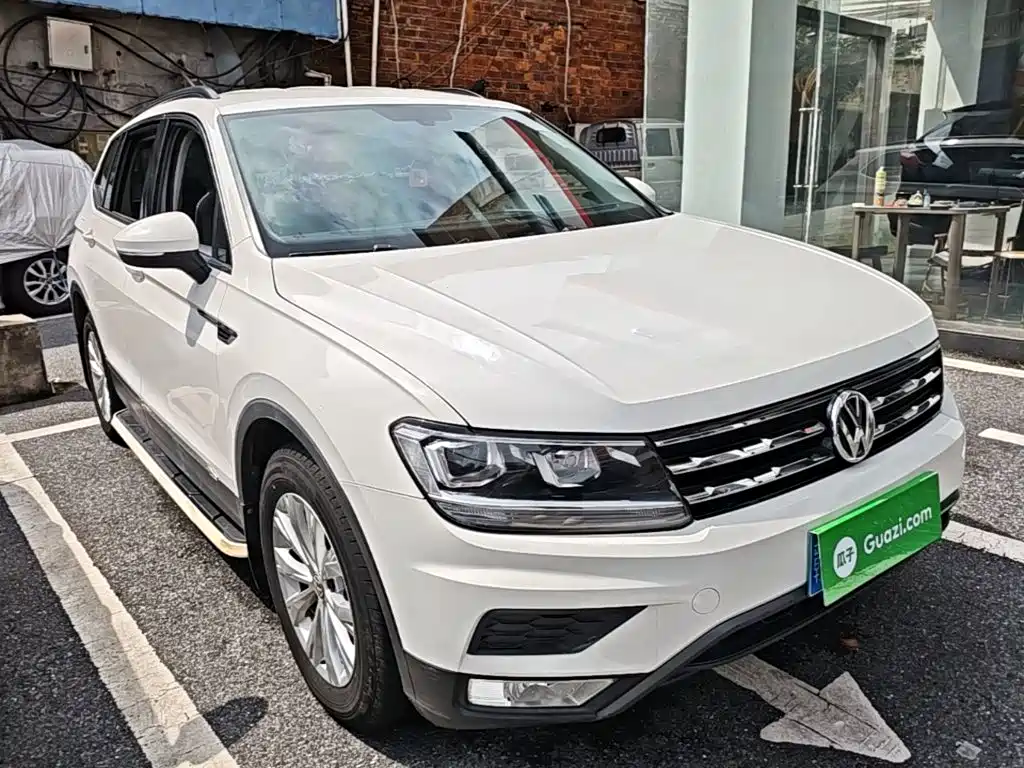 Volkswagen Tiguan L — миниатюра 4
